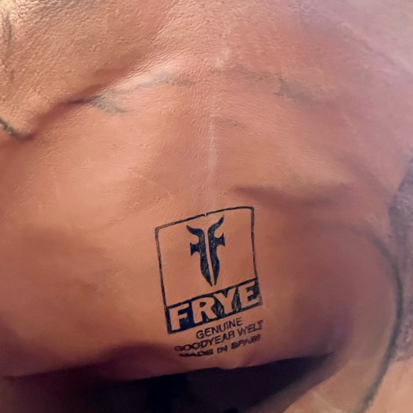 Frye leather boots. Great condition. Brown leather size 7.5M - Picture 2 of 4